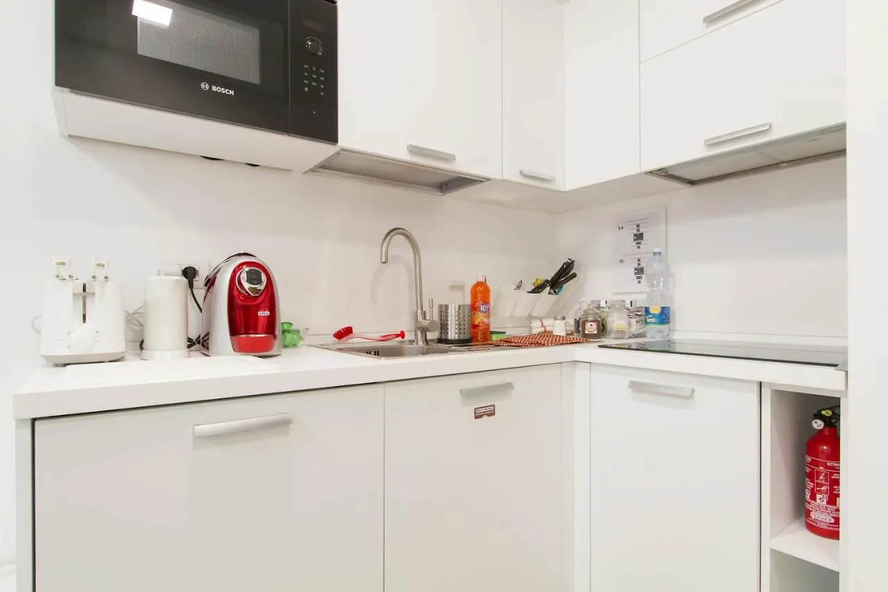 Metro Plaza Apartment -Buenos Aires Milano 0*,  Italien